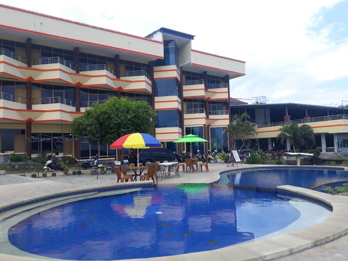 Bukit Kenari Hotel & Restaurant Parepare Zewnętrze zdjęcie