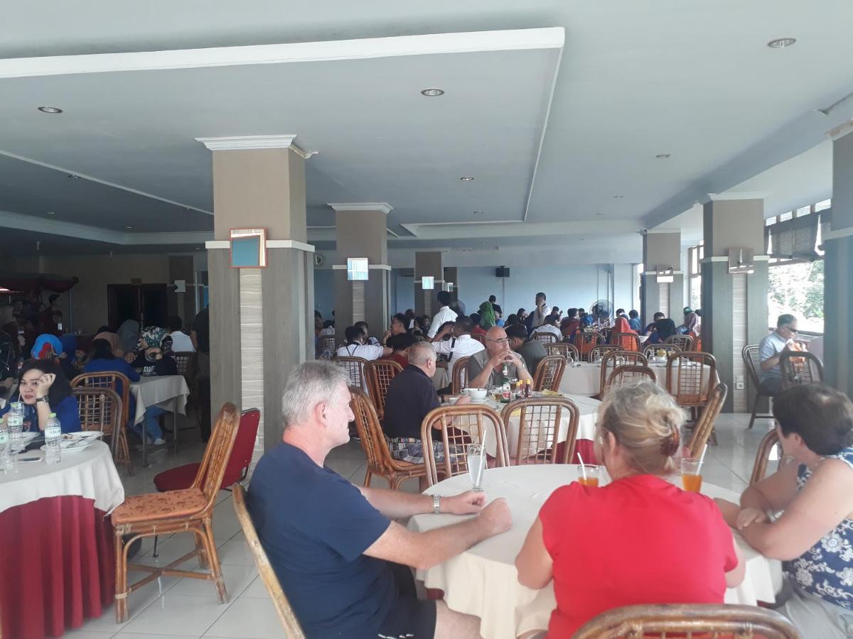 Bukit Kenari Hotel & Restaurant Parepare Zewnętrze zdjęcie